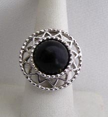 Vintage Sarah Coventry Black Center Filigree Ring
