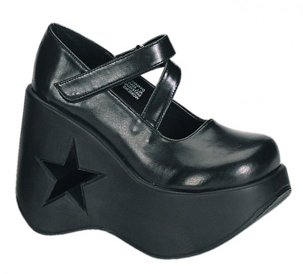 "Dynamite" - Women's Platform Star Cutout Shoes With Top Straps