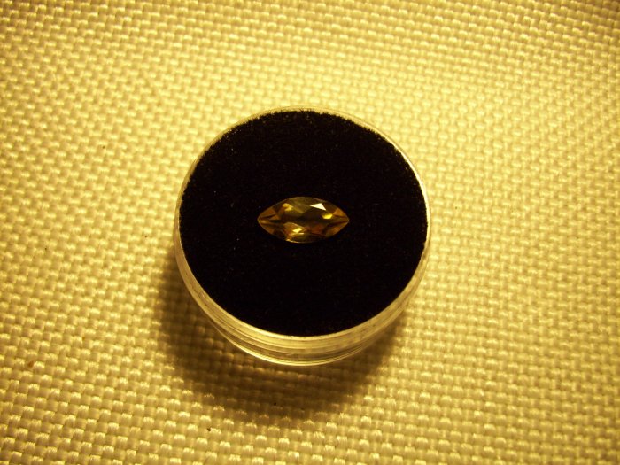 1.77ct Natural Marquise Golden Topaz VVS