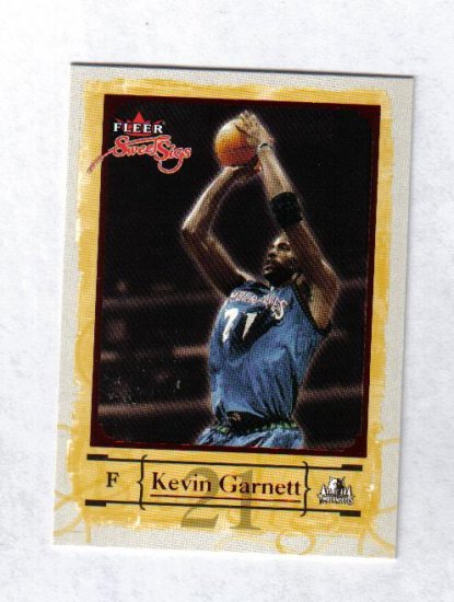 KEVIN GARNETT 04-05 FLEER SWEET SIGS #47