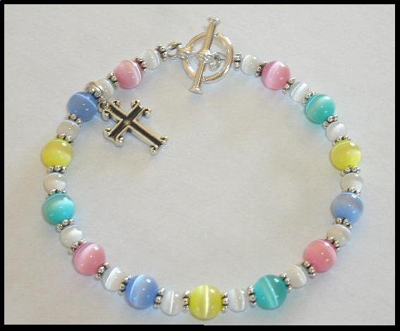 WALK TO EMMAUS Charm Bracelet DE COLORES Cats Eye and Sterling