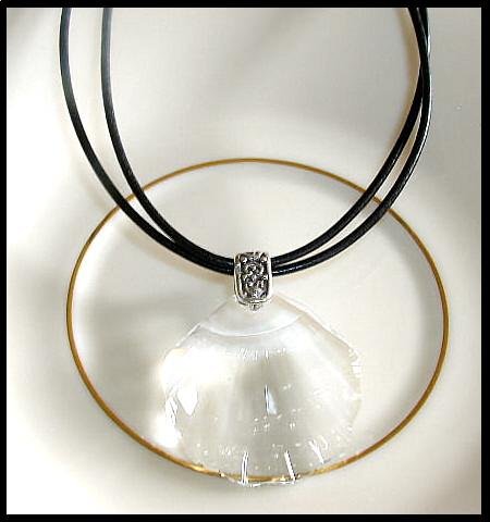 New Swarovski Crystal SHELL Pendant Necklace 18 Inches Leather