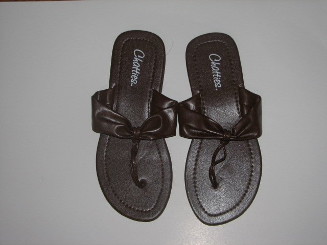Women's Brown T-Strap Sandals Large (9-10)