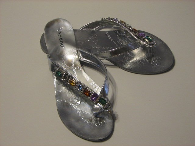 Women's Silver Bamboo Brand Jeweled Sandals Size 9