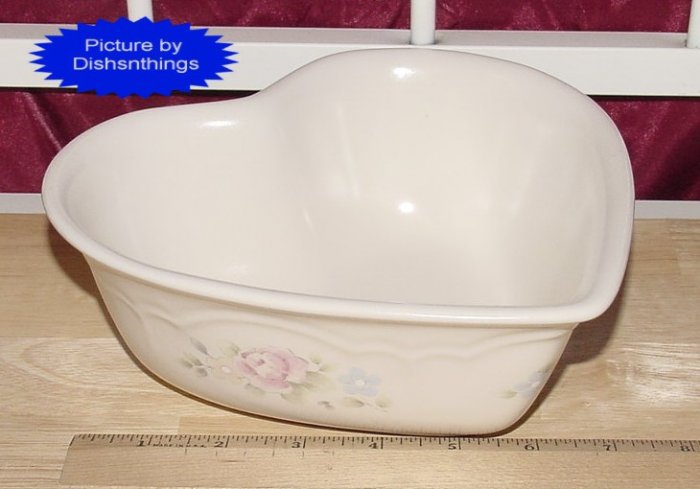 Pfaltzgraff TEA ROSE Large Heart Serve Bowl USA! NOS!