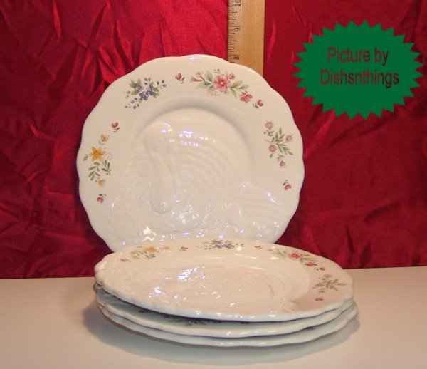 Pfaltzgraff MEADOW LANE 4 Turkey Snack Plates NEW