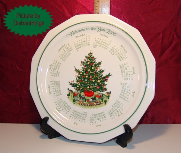 Pfaltzgraff CHRISTMAS HERITAGE Year 2000 Calendar Plate