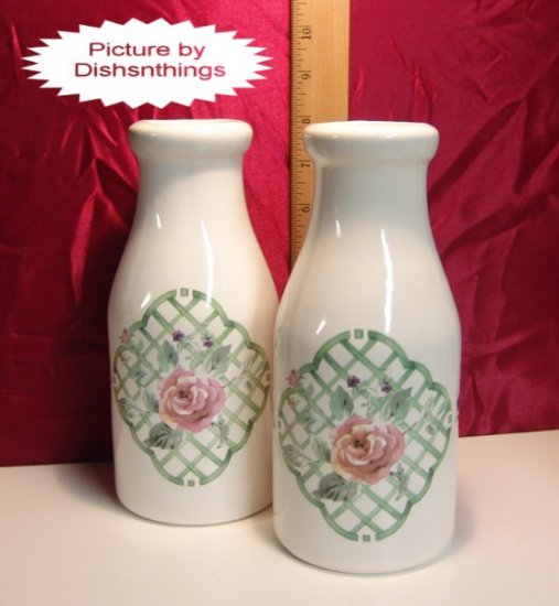 Pfaltzgraff GARDEN TRELLIS 2 Milk Bottles or Vases USA