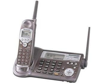 PANASONIC PANASONIC 5.8 GHZ CORDLESS PHONE SYSTEM WITH DIGITAL ANSWERING SYSTEM.