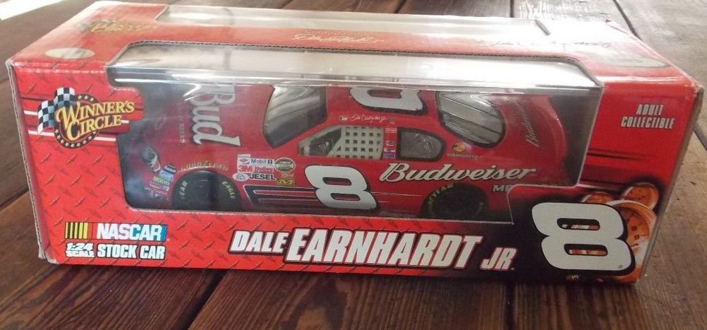 NASCAR 1:24 DALE EARNHARDT JR #8 BUDWEISER WINNERS CIRCLE 2007