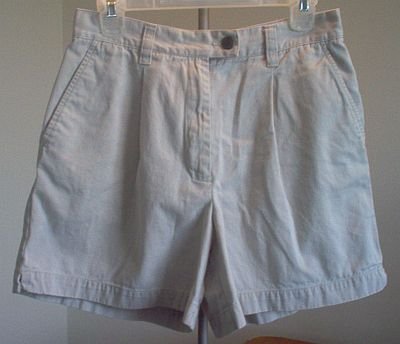 BRAND NEW New York and Company Khakis size 8 shorts NWOT