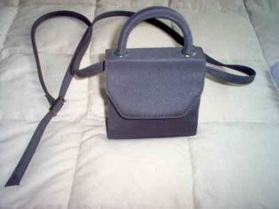 like new CROFT AND BARROW dark brown small purse