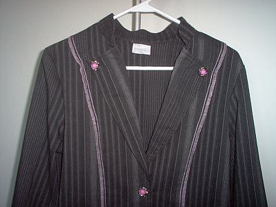 Valia blazer pink and black pinstripe size Large in like new condition