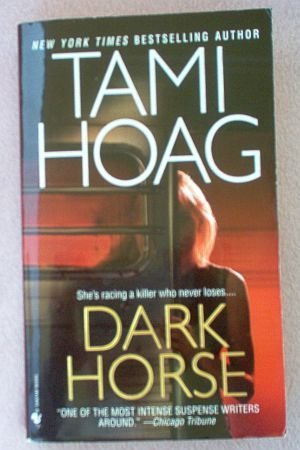 Book: Tami Hoag Dark Horse good condition 2002