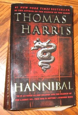 Hannibal by Thomas Harris softcover good condition book