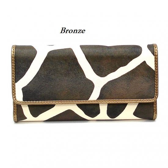 Giraffe Print Women's Tri Fold Wallet, Bronze Trim (122AW107)