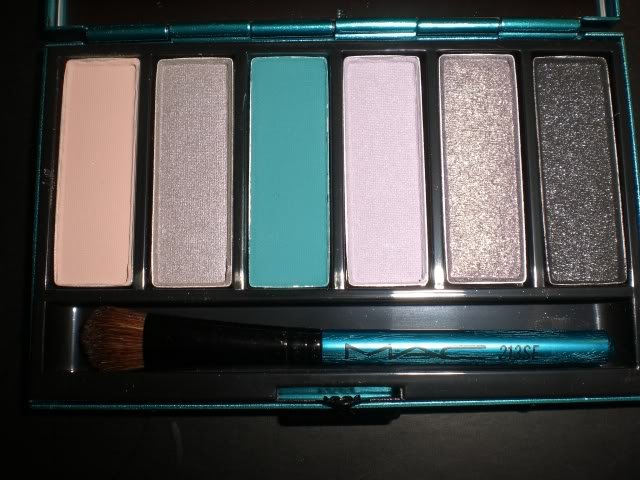 MAC Dazzle Eyes Palette