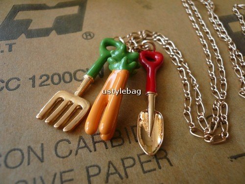 Barbie Princess of rural life- necklace free shipping