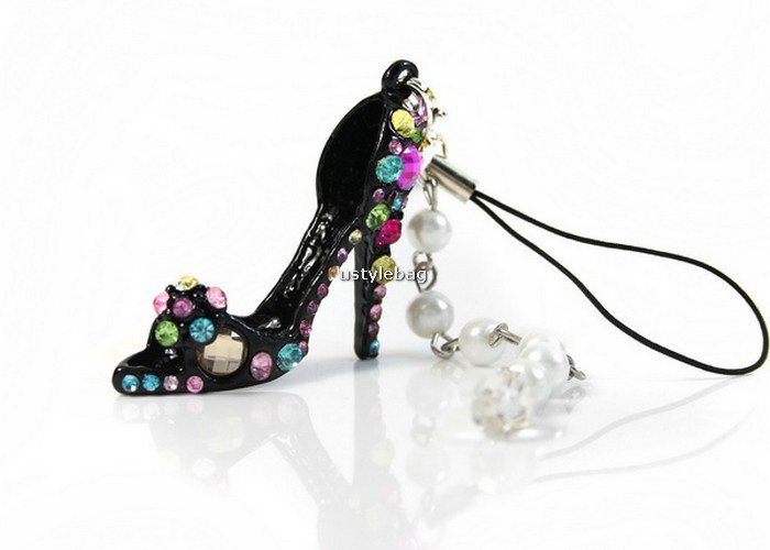 Crystal High-heel Shoe Keychain w/ Pearl Strand Pendant