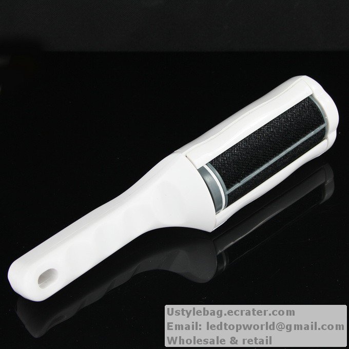 Electrostatic Clothing Lint Remover Brush Sweeper White