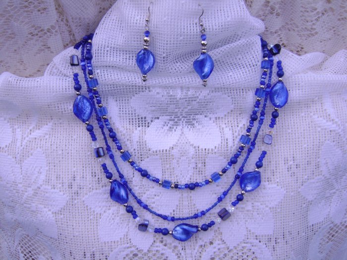 Brilliant Electric Blue 3-Strand Necklace and Earring Set