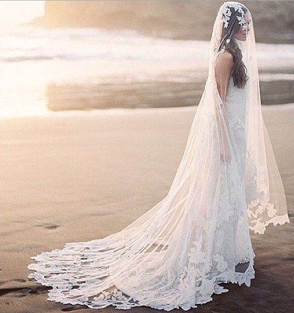 Hot Sales One Layer 3 Meters White Cathedral Lace Wedding Veil /Wedding Dress Accessories(VL008)