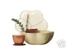 Tupperware Open House Chip N Dip Bowl in Latte/Cinnamon