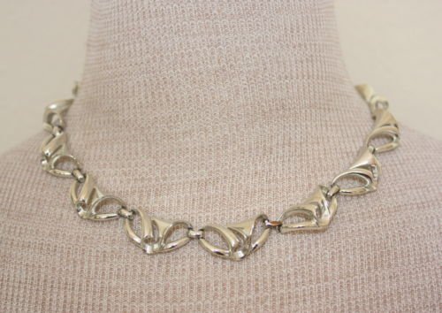 Vintage Coro Siver Tone Link Choker Necklace