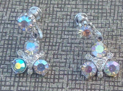 Vintage Aurora Borealis Rhinestone Dangle Earrings