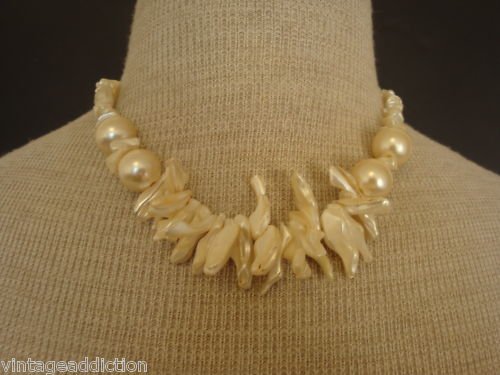 Elegant Vintage Cream Coral Necklace