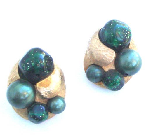 Vintage Signed ART Green Glass Clip On Earrings