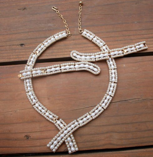 Vintage Trifari White Faux Pearl Necklace Bracelet Set