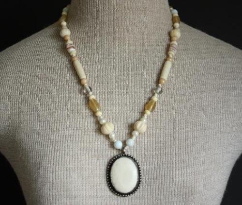 Vintage Carved Pendant Agate Stone Glass Bead Necklace