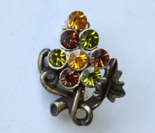 Vintage Rhinestone Grapevine Brooch Cute!