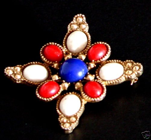 Vintage Sarah Coventry Bean Pin/Brooch