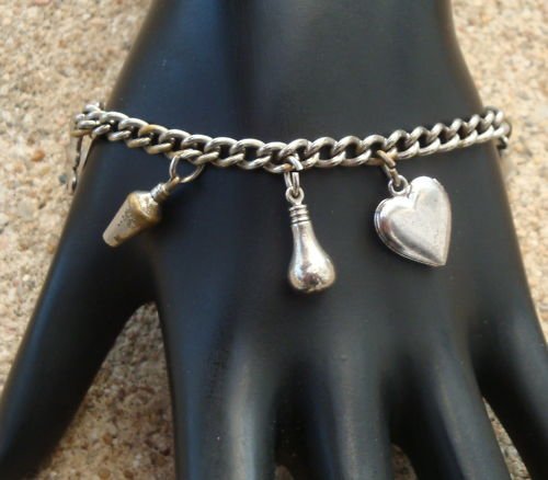 Vintage Chrome 4 Clover Heart Locket Charm Bracelet