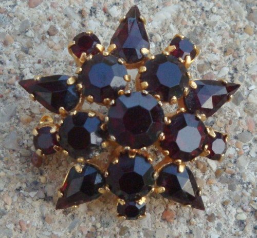 Cute Vintage Red Garner Rhinestone Pin Brooch