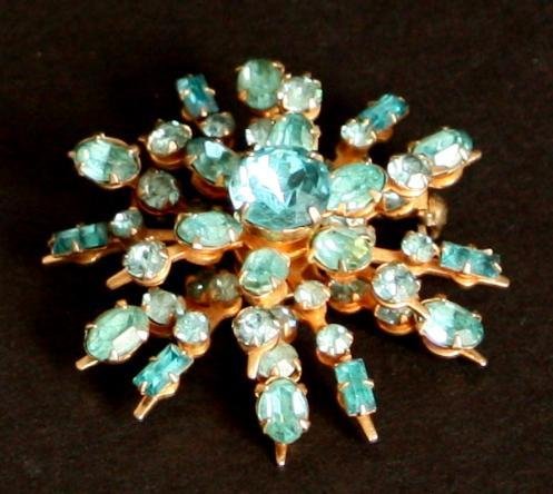 Vintage Star burst Blue Rhinestone Pin/Brooch 1950s