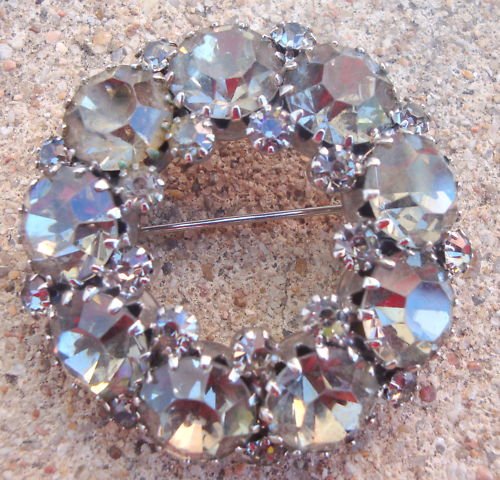 Vintage WEISS White Rhinestone Glass Pin / Brooch