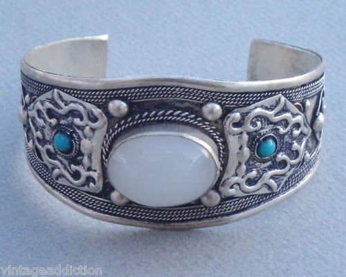 Outstanding Vintage Art Deco Stone Chunky Cuff Bracelet