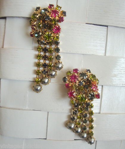 Dressy Green Rhinestone Long Dangle Pierced Earrings