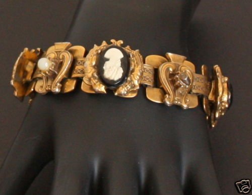 Vintage Victorian Cameo Black Jet Link Bracelet