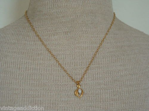 Vintage Delicate White Stone Cute Pendant Necklace