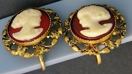 Antique Cameo Screw back earrings
