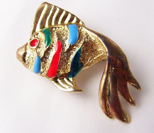 I'm swimming to you Goldtone enamel Striped fish VTG
