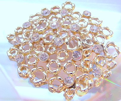 Peek a booo BIG Lace Like Goldtone Clear rhinestone Pin
