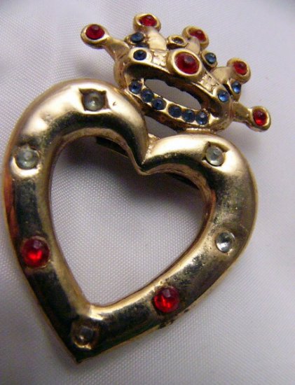 Vintage You have crowned my Heart rhinestone pin