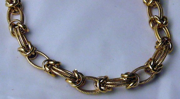 Goldtone open link knot Chain Rolo Style Vintage