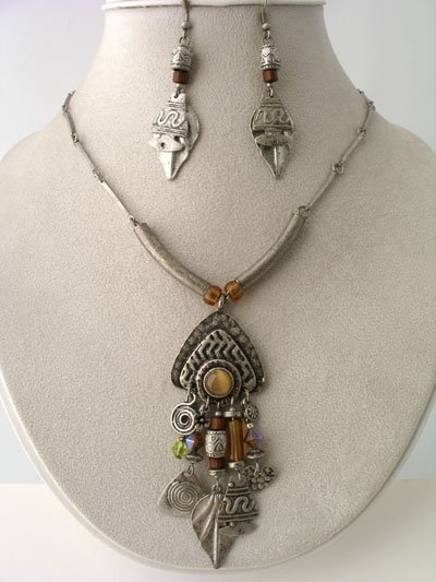 BOHO CHUNKY ANTIQUE STYLE SILVER TONE METAL NECKLACE BEAD SET