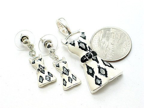 BLACK AND WHITE ZEBRA ANIMAL PRINT DRESS PENDANT AND EARRING SET